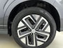 Hyundai Kona Electric EV FASHION 64 kWh | NAVI | 17'' LM VELGEN | CLIMA | CRUISE | CAMERA | PDC | PRIVACY GLASS | FABRIEKSGARANTIE GELDIG T/M 3-2027! |