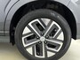 Hyundai Kona Electric EV FASHION 64 kWh | SoH 97% | NAVI | 17'' LM VELGEN | CLIMA | CRUISE | CAMERA | PDC | PRIVACY GLASS | FABRIEKSGARANTIE GELDIG T/M 3-2027! |
