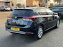 Toyota Auris 1.8 Hybrid Dynamic | Navigatie, Privacy glass, Climate control, Cruise control, Safety sense, Licht + Regensensor