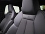 Audi A3 Sportback 35 TFSI S edition | S-line l Adaptive cruise control l MMI navigatie plus MMI touch l SONOS Premium 3D l Apple Carplay / Android Auto l Glazen panoramadak l Achteruitrijcamera l Stoelverwarming voorin l Autom. airconditioning 3 zones l Head-up display l Lichtpakket plus ambient light l Trekhaak l Alarm Klasse III