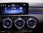 Mercedes-Benz A-klasse 250e Star Edition AMG Line | Night | Panoramadak | Sfeerverlichting | Stoelverwarming | Parkeercamera |