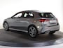 Mercedes-Benz A-klasse 250e Star Edition AMG Line | Night | Panoramadak | Sfeerverlichting | Stoelverwarming | Parkeercamera |