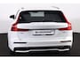 Volvo V60 T6 Recharge AWD Plus Dark - IntelliSafe Assist & Surround - 360º Camera - Harman/Kardon audio - Adaptieve LED koplampen - Verwarmde voorstoelen, stuur & achterbank - Parkeersensoren voor & achter - Elektr. bedienb. voorstoelen met geheugen - Extra getint glas - 19' LMV