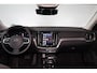 Volvo V60 T6 Recharge AWD Plus Dark - IntelliSafe Assist & Surround - 360º Camera - Harman/Kardon audio - Adaptieve LED koplampen - Verwarmde voorstoelen, stuur & achterbank - Parkeersensoren voor & achter - Elektr. bedienb. voorstoelen met geheugen - Extra getint glas - 19' LMV