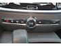 Volvo V60 T6 Recharge AWD Plus Dark - IntelliSafe Assist & Surround - 360º Camera - Harman/Kardon audio - Adaptieve LED koplampen - Verwarmde voorstoelen, stuur & achterbank - Parkeersensoren voor & achter - Elektr. bedienb. voorstoelen met geheugen - Extra getint glas - 19' LMV