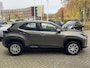 Toyota Yaris Cross 1.5 Hybrid CAMERA AD-CRUISE APPLE/ANDROID EL-SPIEGELS 4S-BANDEN CLIMA LICHT/REGENSENSOR BLUETOOTH