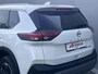 Nissan X-Trail 1.5 e-Power Tekna Automaat / Fabrieksgarantie tot 03-2028  / Navigatie / Leder / Stuur-, stoel- en achterbankverwarming / Elektr. stoelen en klep / 18" LM wielen + All Season banden /