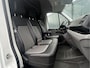 Volkswagen Crafter 2.0 TDI 141 PK / DSG AUTOMAAT / L3H3 / 3 TONS TREKHAAK / AIRCO / CRUISE / CAMERA / 3-ZITS