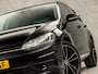Volkswagen Golf 1.0 TSI Sport Automaat (APPLE CARPLAY, CLIMATE, STOELVERWARMING, SPORTSTOELEN, LM VELGEN, GETINT GLAS, CRUISE, NIEUWSTAAT)