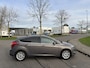 Ford Focus 1.0i EcoBoost Titanium 6-Bak 125 PK. Zuinige en zeer goed onderhouden auto van de eerste eigenaar !!! Distributieriem en waterpomp recent vervangen !!