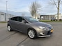 Ford Focus 1.0i EcoBoost Titanium 6-Bak 125 PK. Zuinige en zeer goed onderhouden auto van de eerste eigenaar !!! Distributieriem en waterpomp recent vervangen !!