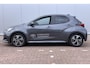 Toyota Yaris 1.5 Hybrid 115 Dynamic / Comfort Pack-Protection Pack / Automaat / Camera / Apple Carplay / Stuur en Stoelverwarming /
