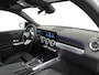 Mercedes-Benz GLB 180 Star Edition Luxury Line 7pers. | Trekhaak Wegklapbaar | Achteruitrijcamera | Nightpakket | Apple Carplay & Android Auto | DAB+ Radio | Cruise Control | 18" Lichtmetalen Velgen