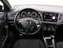Volkswagen T-Roc 1.0 TSI Style Business 110pk | Dealer onderhouden | Navigatie | Cruise control | Camera | Spiegelpakket | LED | DAB+ |