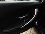 BMW 3-Serie 318i Essential 136PK|Origineel NL|Face Lift|Navigatie|Automaat|Led dagrij|Cruise Control|PDC|Isofix|Bluetooth|Historie