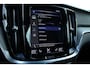 Volvo V60 Cross Country 2.0 B5 AWD Pro | Panoramadak | Bestuurdersstoel met geheugenfunctie | Adaptieve Cruise Control | Elektrisch bedienbare achterklep | Apple Carplay | Android Auto | Achteruitrijcamera