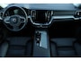 Volvo V60 Cross Country 2.0 B5 AWD Pro | Panoramadak | Bestuurdersstoel met geheugenfunctie | Adaptieve Cruise Control | Elektrisch bedienbare achterklep | Apple Carplay | Android Auto | Achteruitrijcamera