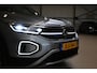 Volkswagen T-Roc 1.5 TSI 150pk Style | Panoramadak | Elek. klep | Trekhaak | 100% (Dealer) onderhouden label