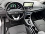 Hyundai i30 1.5 T-GDi MHEV Hybrid EDITION 30 DCT / Fabrieksgarantie tot 09-2026 ** / Dealer onderhouden / Navigatie / Stuur- en stoelverwarming / Achteruitrijcamera / Apple Carplay Android / 17" LM wielen /