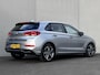 Hyundai i30 1.5 T-GDi MHEV Hybrid EDITION 30 DCT / Fabrieksgarantie tot 09-2026 ** / Dealer onderhouden / Navigatie / Stuur- en stoelverwarming / Achteruitrijcamera / Apple Carplay Android / 17" LM wielen /