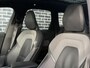 Volvo XC60 2.0 T6 Plug-in hybrid AWD Plus Dark | Extra getint glas | Trekhaak inklapbaar | Stoel en stuur verwarming | Nappa Contourstoelen | Panoramadak | Adaptieve cruise control