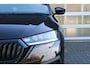 Skoda Octavia Combi 1.5 e-TSI 150pk DSG Sport Business | Parkeersensoren Voor / Achter | Draadloos Telefoonladen | Apple CarPlay / Android Auto