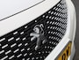 Peugeot e-2008 EV GT 50 kWh | ACHTERUITRIJCAMERA | STOELVERWARMING | APPLE CARPLAY | CLIMATE CONTROL |