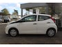 Toyota Aygo X X-FUN 5-DEURS 4-S BANDEN AIRCO EL-RAMEN BLUETOOTH CENTR. PORTIER VERGR. MET AFSTANDSBEDIENING