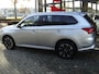 Mitsubishi Outlander 2.4 PHEV Pure 4WD | 240 PK | 18" TWO TONE LICHTMETALEN WIELEN | AUTOMAAT | TREKHAAK | 1.500 KG TREKGEWICHT |