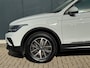 Volkswagen Tiguan 1.4 TSI eHybrid Life * Navigatie * Stoelverwarming * Virtual Cockpit * Adaptieve Cruise Control *