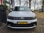 Volkswagen Tiguan 1.4 TSI ACT R-LINE AUTOMAAT | LED | Wegkl. Trekhaak | Navigatie | Climate Control | Cruise Control | 19 inch
