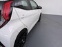 Toyota Aygo 1.0 VVT-i x-play limited | Vouwdak | Parkeercamera | Lichtmetalen velgen |