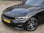 BMW 3-Serie 318i M-SPORT/ SCHUIFDAK/ PARKING PACK/ SHADOW LINE