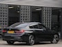 BMW 3-Serie 318i M-SPORT/ SCHUIFDAK/ PARKING PACK/ SHADOW LINE