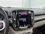 Volvo XC40 T5 180PK Hybride SOH 91% Inscription / Panoramadak / Leder / Trekhaak / airco-ecc./ Stuurverwarming / Navigatie / Apk 10-2026