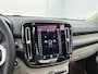Volvo XC40 T5 180PK Hybride SOH 91% Inscription / Panoramadak / Leder / Trekhaak / airco-ecc./ Stuurverwarming / Navigatie / Apk 10-2026