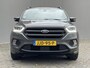 Ford Kuga 1.5 EcoBoost ST Line / Trekhaak (2000 KG) / Apple carplay/Android auto / Stoel-/Voorruitverwarming / Parkeersensoren Achter / Navigatie