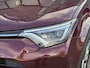 Toyota RAV4 2.5 Hybrid AWD STYLE 1650KG TREKGEW BLIND-SPOT KEYLESS NAVI STOELVERW PARK-SENSOREN EL-ACHTERKLEP 4S-BANDEN CAMERA AD-CRUISE CLIMA
