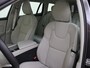 Volvo V60 Cross Country 2.0 B5 AWD Ult. | All-Seasonbanden | Massagefunctie | 360 camera
