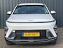 Hyundai Kona 1.6 GDI HEV 141pk DCT Comfort Smart I Stoel/Stuurverwarming I CarPlay/Android Auto I Parkeersenoren Voor & Achter I Camera