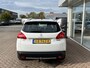 Peugeot 2008 1.2 PureTech Féline Incl: FullMap navigatie, Climate control, Trekhaak, BlueTooth, Stoelverwarming