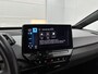 Volkswagen ID.3 Business 58 kWh 204 PK | Automaat | Navigatie | Camera | Parkeersensoren | Stoelverwarming | Stuurverwarming | LED Matrix | Keyless | Apple Carplay | Android Auto | Adaptive Cruise Control | Climatronic |