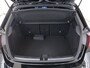 Mercedes-Benz A-klasse 180 Business Solution AMG | Panoramadak | Multibeam led | Nightpakket | Sfeerverlichting |