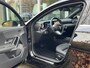 Mercedes-Benz A-klasse 180 Star Edition Luxury | Panoramadak | Apple CarPlay | Android Auto | Donkergetint Glas Achter | Sfeerverlichting | Stoelverwarming | Achteruitrijcamera | Parkeersensoren | Elektrisch Inklapbare Buitenspiegels