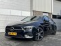 Mercedes-Benz A-klasse 180 Star Edition Luxury | Panoramadak | Apple CarPlay | Android Auto | Donkergetint Glas Achter | Sfeerverlichting | Stoelverwarming | Achteruitrijcamera | Parkeersensoren | Elektrisch Inklapbare Buitenspiegels