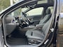Mercedes-Benz A-klasse 180 Star Edition Luxury | Panoramadak | Apple CarPlay | Android Auto | Donkergetint Glas Achter | Sfeerverlichting | Stoelverwarming | Achteruitrijcamera | Parkeersensoren | Elektrisch Inklapbare Buitenspiegels
