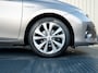 Toyota Auris 1.8 Hybrid Dynamic | 17'' | Keyless | Camera | Trekhaak | Navi | Prijs Rijklaar!!