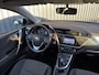 Toyota Auris 1.8 Hybrid Dynamic | 17'' | Keyless | Camera | Trekhaak | Navi | Prijs Rijklaar!!