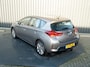 Toyota Auris 1.8 Hybrid Dynamic | 17'' | Keyless | Camera | Trekhaak | Navi | Prijs Rijklaar!!