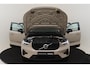 Volvo XC40 B4 (M-HYBRID) PLUS DARK -CAMERA|ADAP.CRUISE|VERW.VOORRUIT|TREKHAAK|HARMAN/KARDON|19"